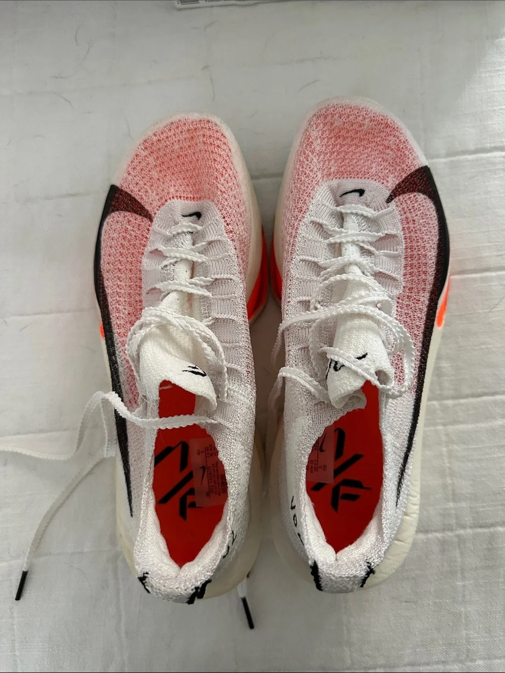 Nike alpha fly running shoes size 7 with 7 miles on them!